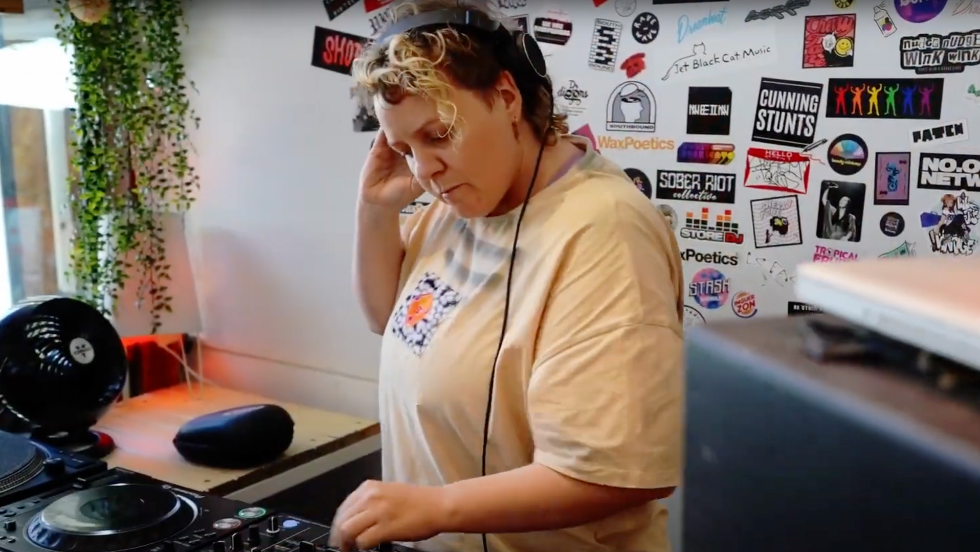 QUIVR: Broadcasting Brisbane to the World quivr