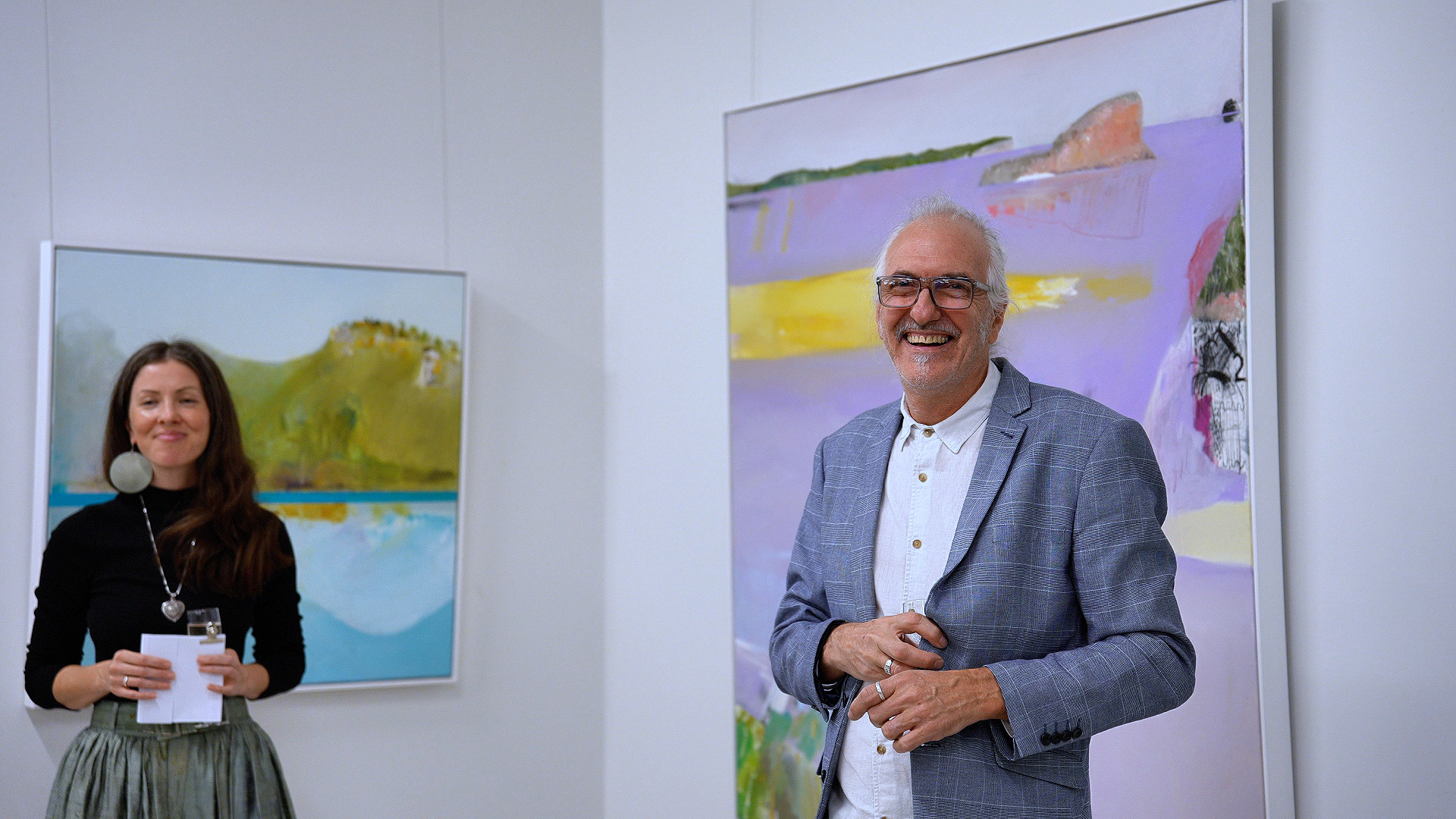 Phil Stallard: A Deep Dive into the Vibrant World of an Emotional Abstractionist phil stallard article header